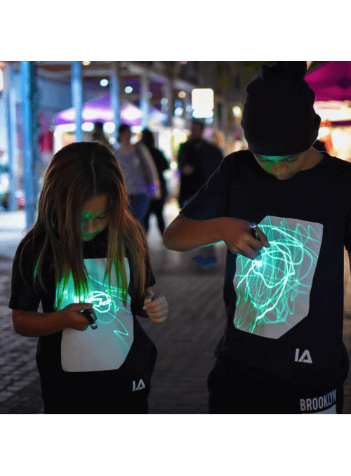 Detské zábavné iluminačné tričko + laser pero, 3-4 roky