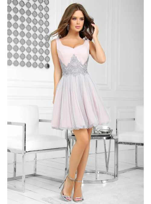 QUEEN - mini šaty s krajkou a padavou sukní, růžovo šedé